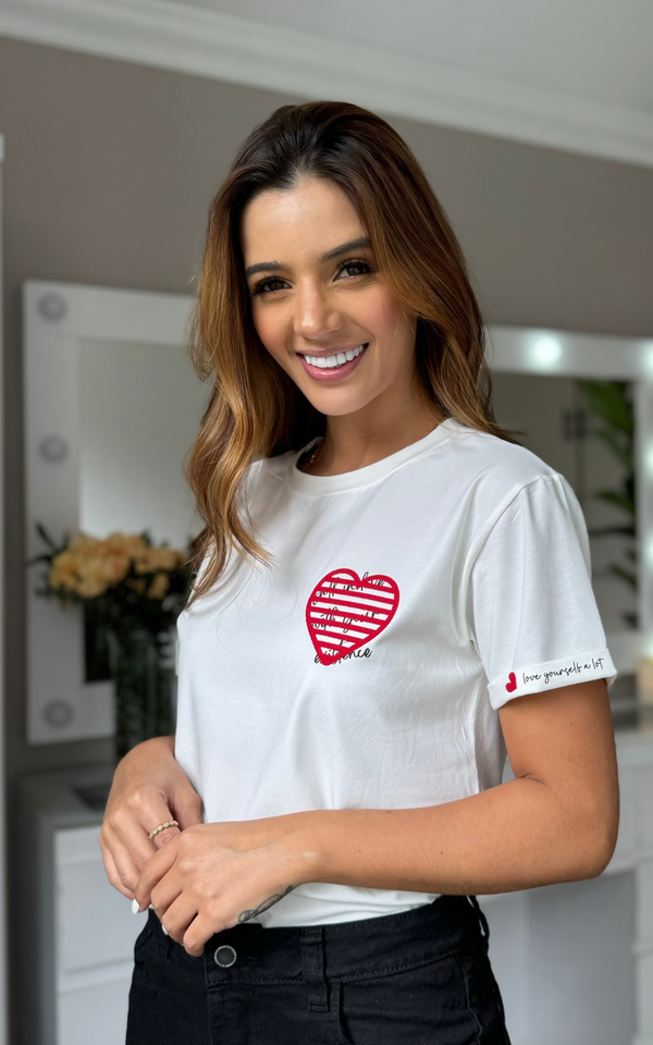 Camiseta corazón rayas